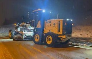 Şehitkamil belediyesi 750 personel, 120 araçla kar...