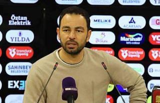 Selçuk İnan: "Zor bir maçı kazandıkları...