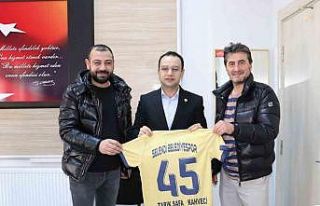Selendi Belediyespor’dan Kaymakam Kahveci’ye ziyaret