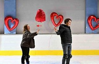 Sevgililer Günü’nde buz gibi aşk