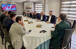 Siirt Valisi ilçe ve belde belediye başkanlarıyla...