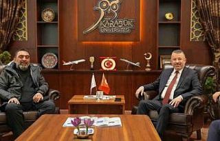 Sinema sanatçısı Ahmet Yenilmez, Rektör Kırışık...