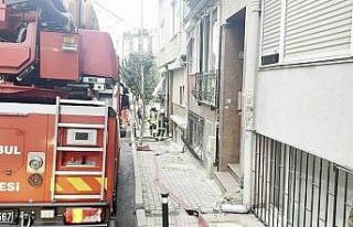 Şişli’de 4 katlı bir binada yangın paniği:...