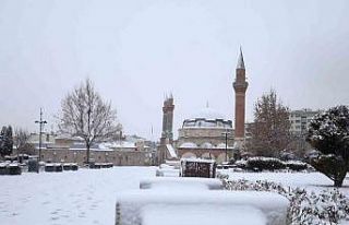 Sivas beyaz gelinliğine kavuştu, kartpostallık...