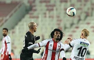Sivasspor - Beşiktaş maçının biletleri satışa...