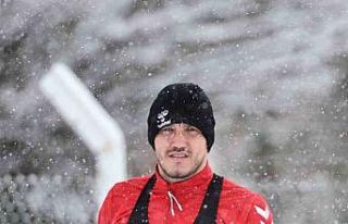 Sivasspor, kar yağışı altında Beşiktaş maçının...