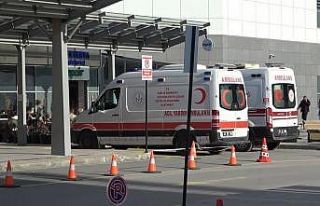 Şizofreni hastası, tornavidayla saldırdığı karısını...