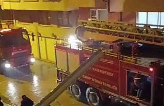 Şömineden düşen köz çatıyı yaktı