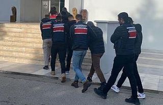 Sosyal medyadan terör örgütü propagandası yapan...