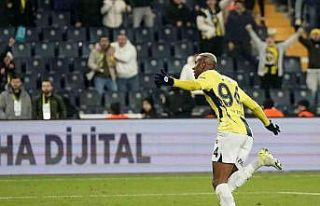 Talisca, Fenerbahçe formasıyla siftah yaptı