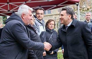 Tek tek vatandaşların talepleri dinlendi