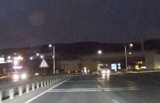 Ters yöne giren tır faciaya davetiye çıkardı