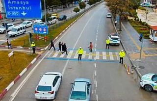 Tokat’ta yayalara yol vermeyen 445 sürücüye idari...