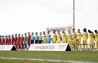 Trendyol 1. Lig: Ümraniyespor: 2 - MKE Ankaragücü:...