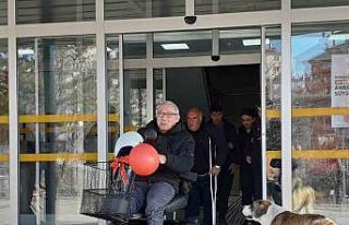 Tunceli’de, engellilere tekerlekli sandalye