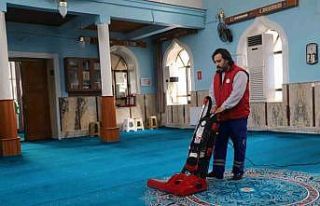 Turgutlu’da camiler ilk teravihe hazır