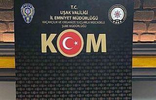 Uşak’ta kaçak alkol ve telefon ele geçirildi