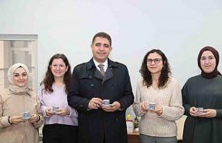 Vali Aslan güne personel ve vatandaşlarla buluşarak...