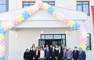 Vali Aygöl, ikinci yarıyılın ilk ders zilinde...