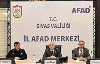 Vali Şimşek: "Depremin acısı hala yüreğimizde"