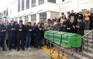 Vefat eden avukat için adliyede tören