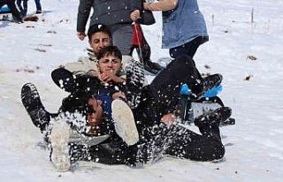 Yahyalı’da Kar Şenliği Coşkusu