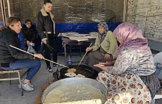 Yenipazarlılar sanatçı Ferdi Tayfur için 52. gün...