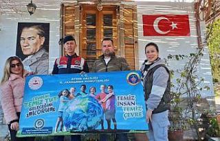 Yerli ve yabancı turistlere ’çevre koruma’ farkındalığı