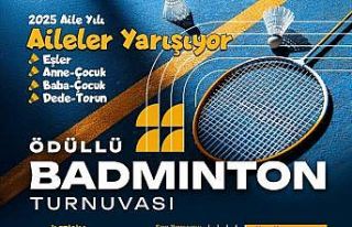 Yeşilyurt Belediyesi’nden ödüllü badminton turnuvası