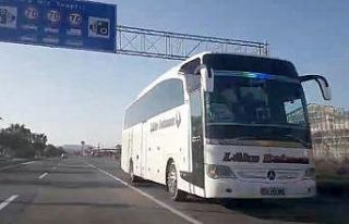 Yolu uzatmamak için ters yöne giren yolcu otobüsüne...