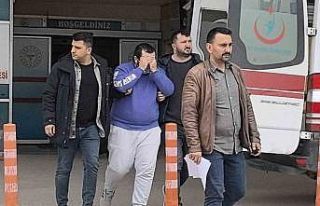 11 kişiyi 2 milyon lira dolandıran şahıs kıskıvrak...