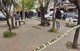 3 yıl önce oğlunu öldüren kardeşini silahla...