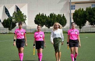 8 Mart Dünya Kadınlar Günü öncesi kadın hakemler...