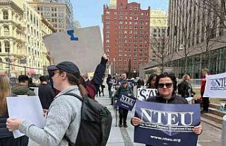 ABD’de işten çıkarılan federal kurum çalışanları:...