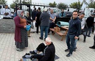 Adana’da dilenciler durumu fırsata çevirdi