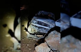 Adıyaman’da kamyonet uçuruma yuvarlandı: 1 ölü,...