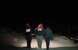 Ağrı Dağı’nda mahsur kalan vatandaşı AFAD...