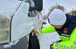 Ağrı İl Jandarma Komutanlığı’ndan Trafik Denetimi
