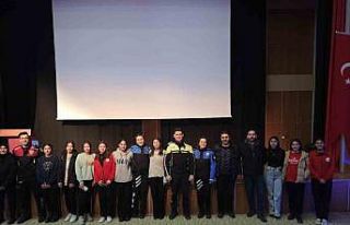 Ağrı’da öğrencilere güvenlik ve trafik eğitimi...