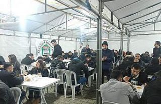 Akçaabat’ta her gün bin kişi iftar sofrasında...