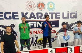 Aliağa’nın genç sporcuları madalyalarıyla döndü