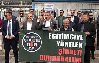 Anaokulu müdür yardımcısına veli tokadı protesto...