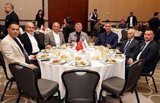 AOSB ailesi geleneksel iftar programında bir araya...