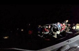 Ayvacık açıklarında 32 kaçak göçmen yakalandı