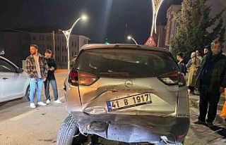 Babasının arabasını kaçıran çocuk mahalleyi...