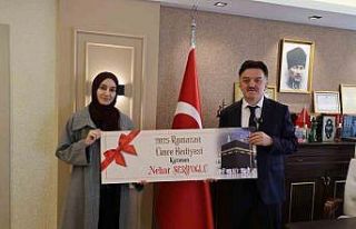 Bafra’da umre çekilişinin kazananı belli oldu