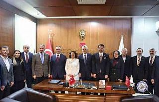 Bakan Bolat, Ergene’de vatandaşlarla iftarda bir...