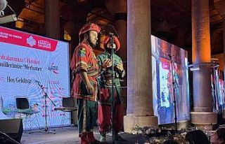 Bakan Ersoy, düzenlenen iftar programına katıldı