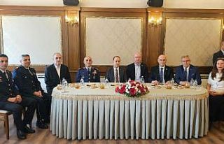 Bandırma protokolü bayramda bir araya geldi