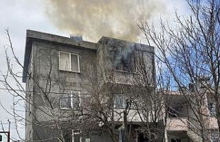 Bandırma’da çıkan ev yangını kontrol altına...